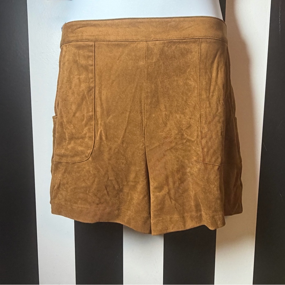 Forever 21 Plus Faux Buttery-Soft Camel Plus Festival Shorts - SZ 1X
